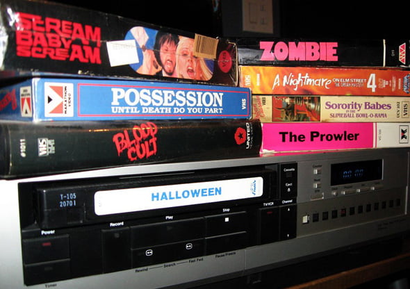 2012127-VCR-AND-TAPES